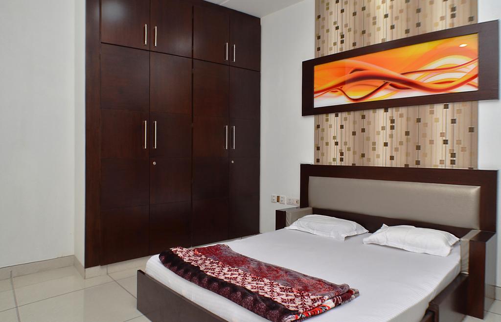 Luxury Inn New Delhi Exterior photo
